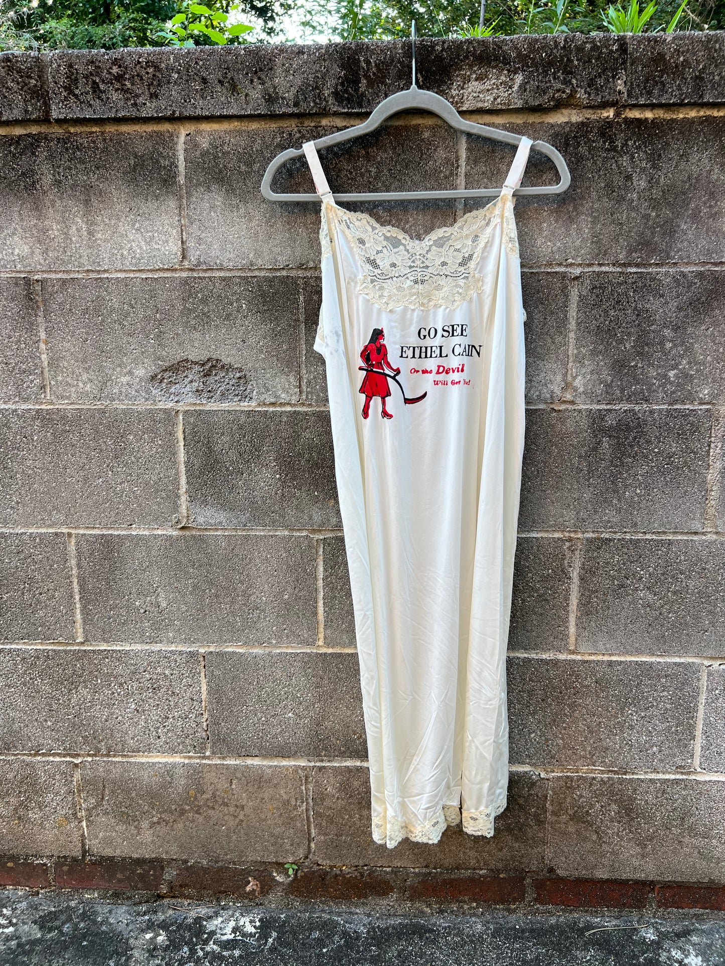 Go See Ethel Cain or the Devil Will Get You - Vintage Off-white Slip Dress