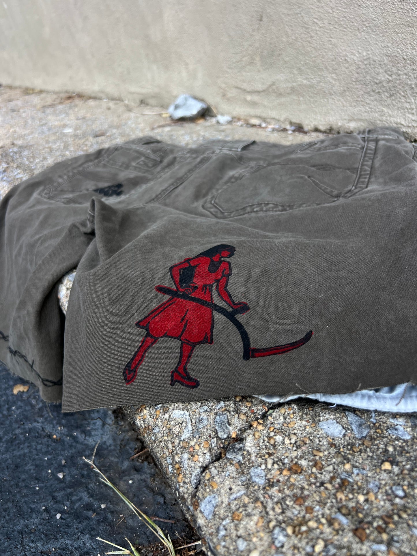 Go See Ethel Cain or the Devil Will Get You - GH Bass & Co Cargo Shorts