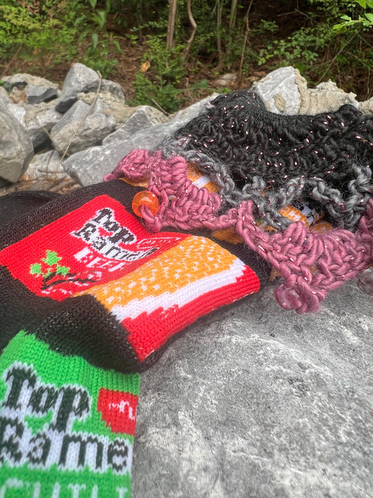 Send me Noods Socks