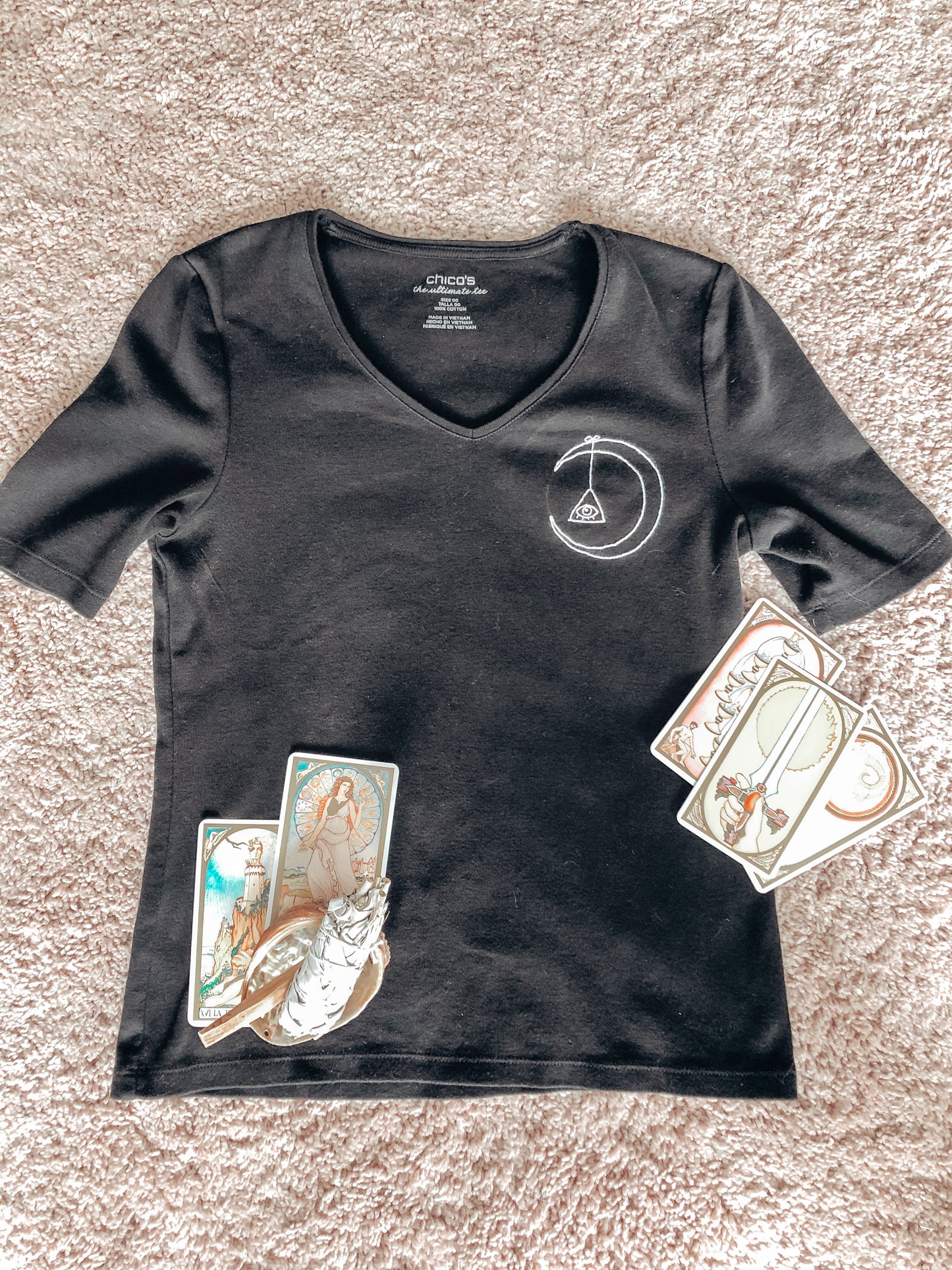 Moon & Eye Embroidered T-Shirt