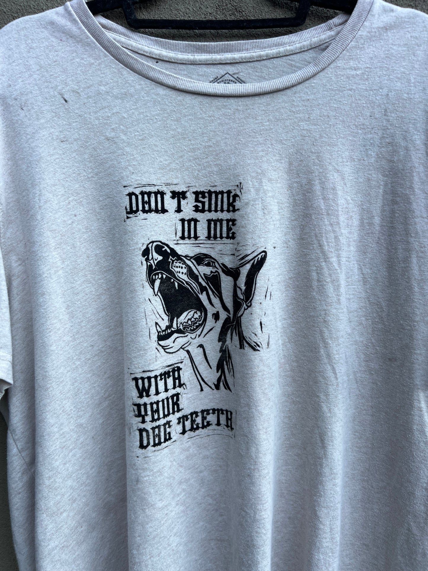 Dog Teeth - Off-White Tshirt