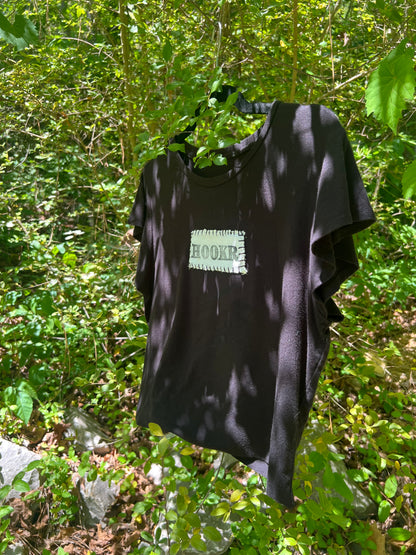hookr merch - black tshirt