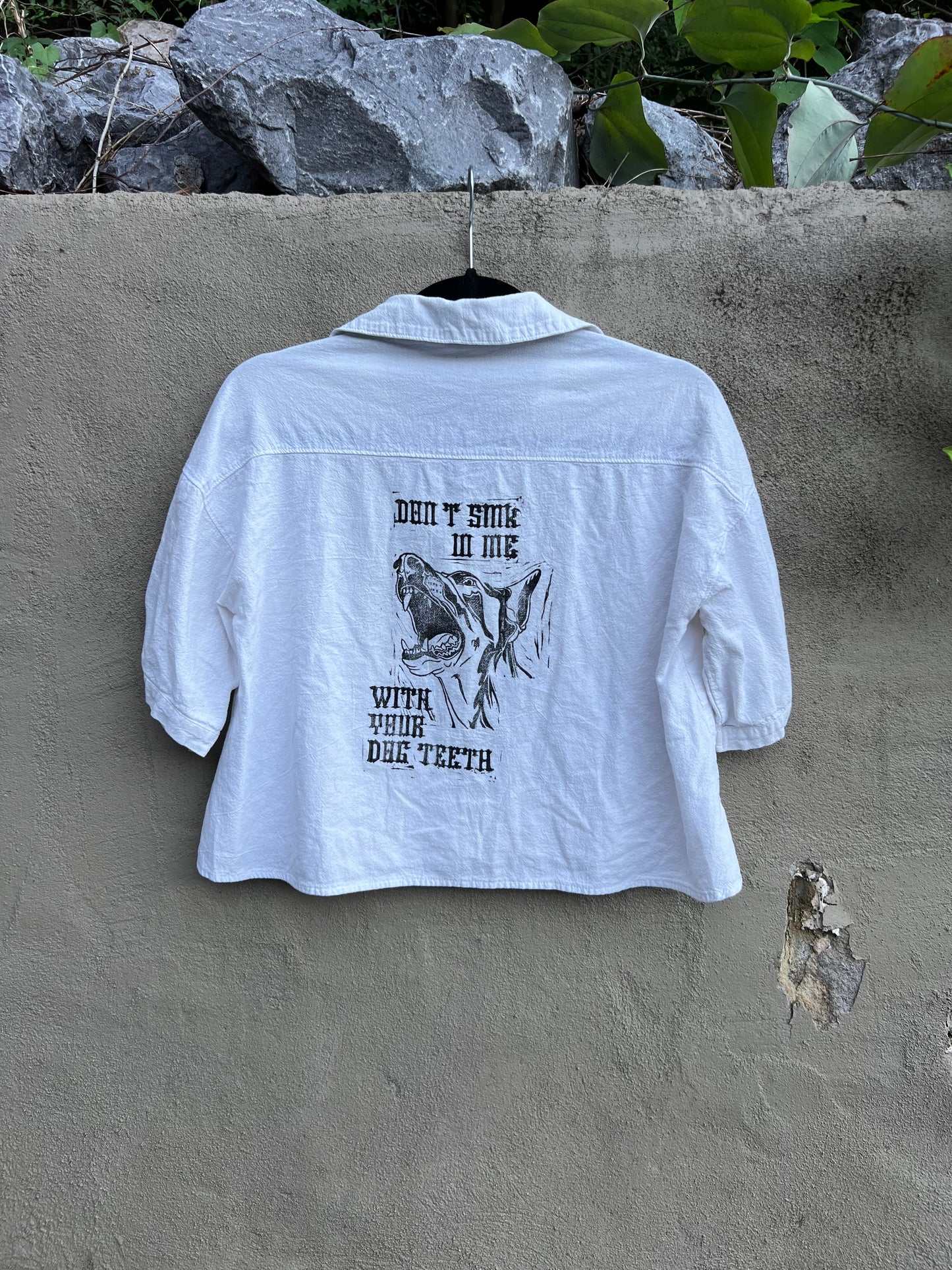 Dog Teeth - White Cropped Shirt