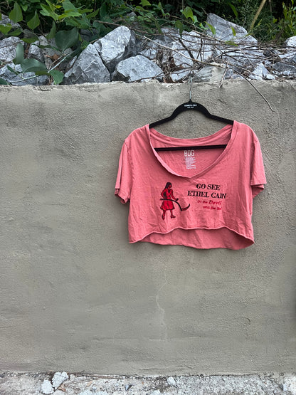 Go See Ethel Cain or the Devil Will Get You - Faded Red Crop Top