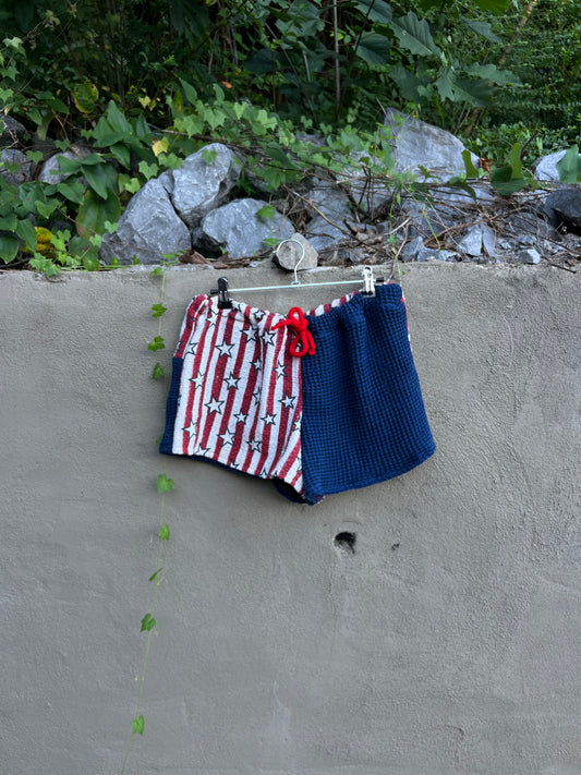 Creek Shorts - Stars & Stripes