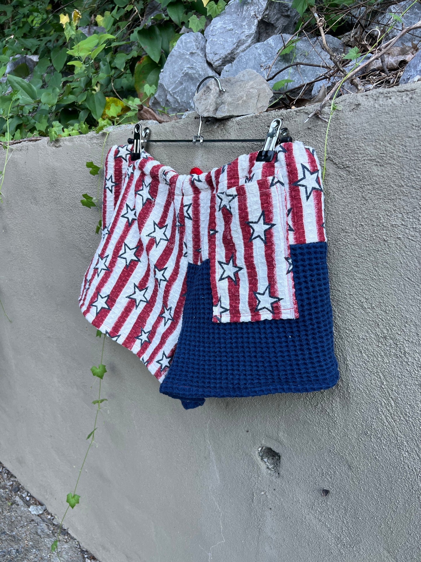 Creek Shorts - Stars & Stripes