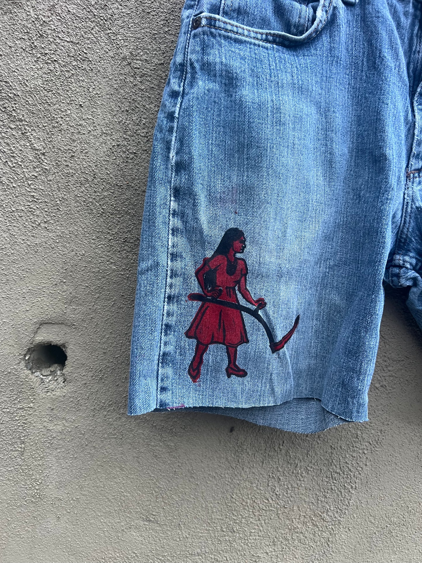 Go See Ethel Cain or the Devil Will Get You - Wrangler Jorts