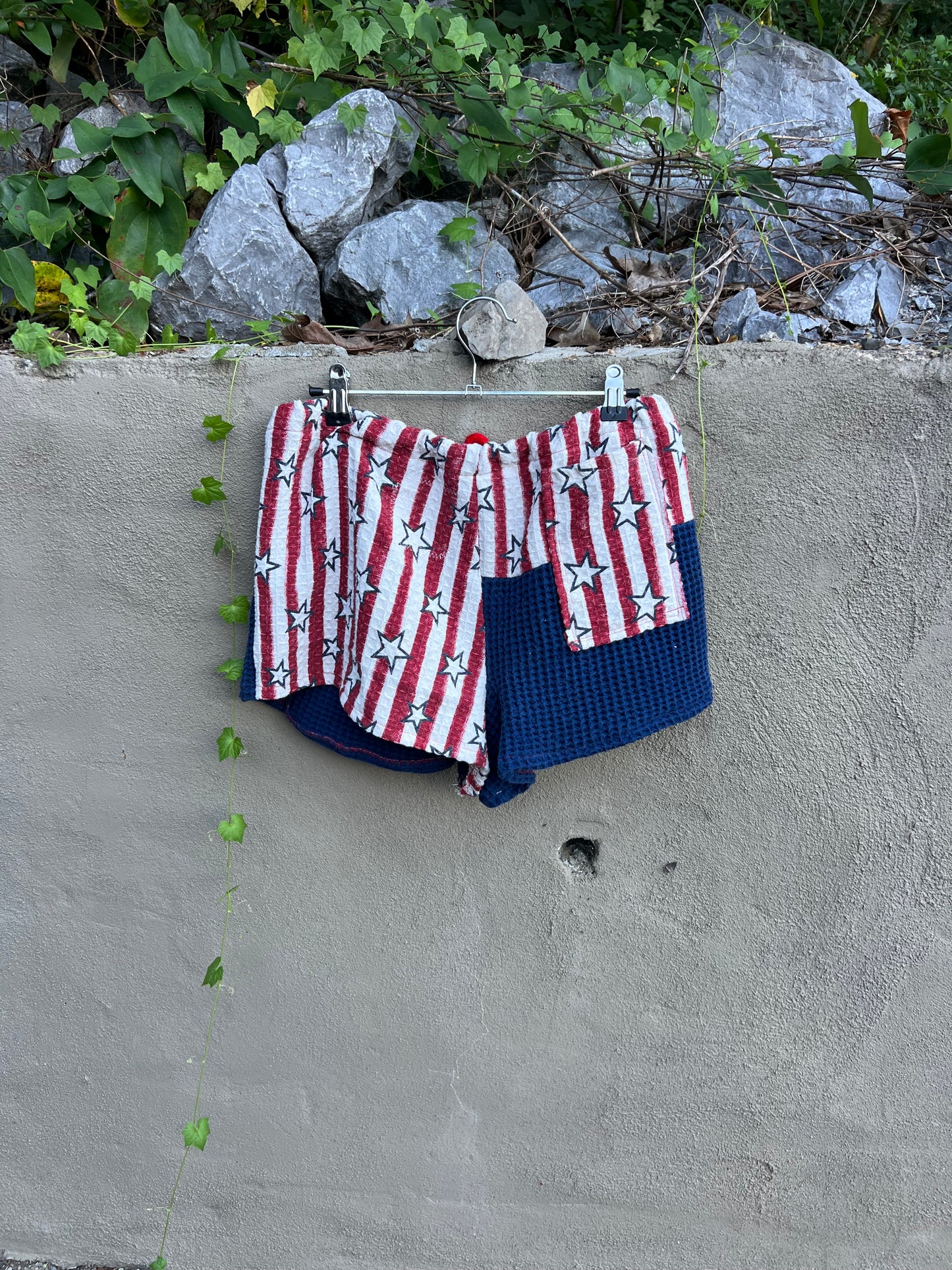 Creek Shorts - Stars & Stripes