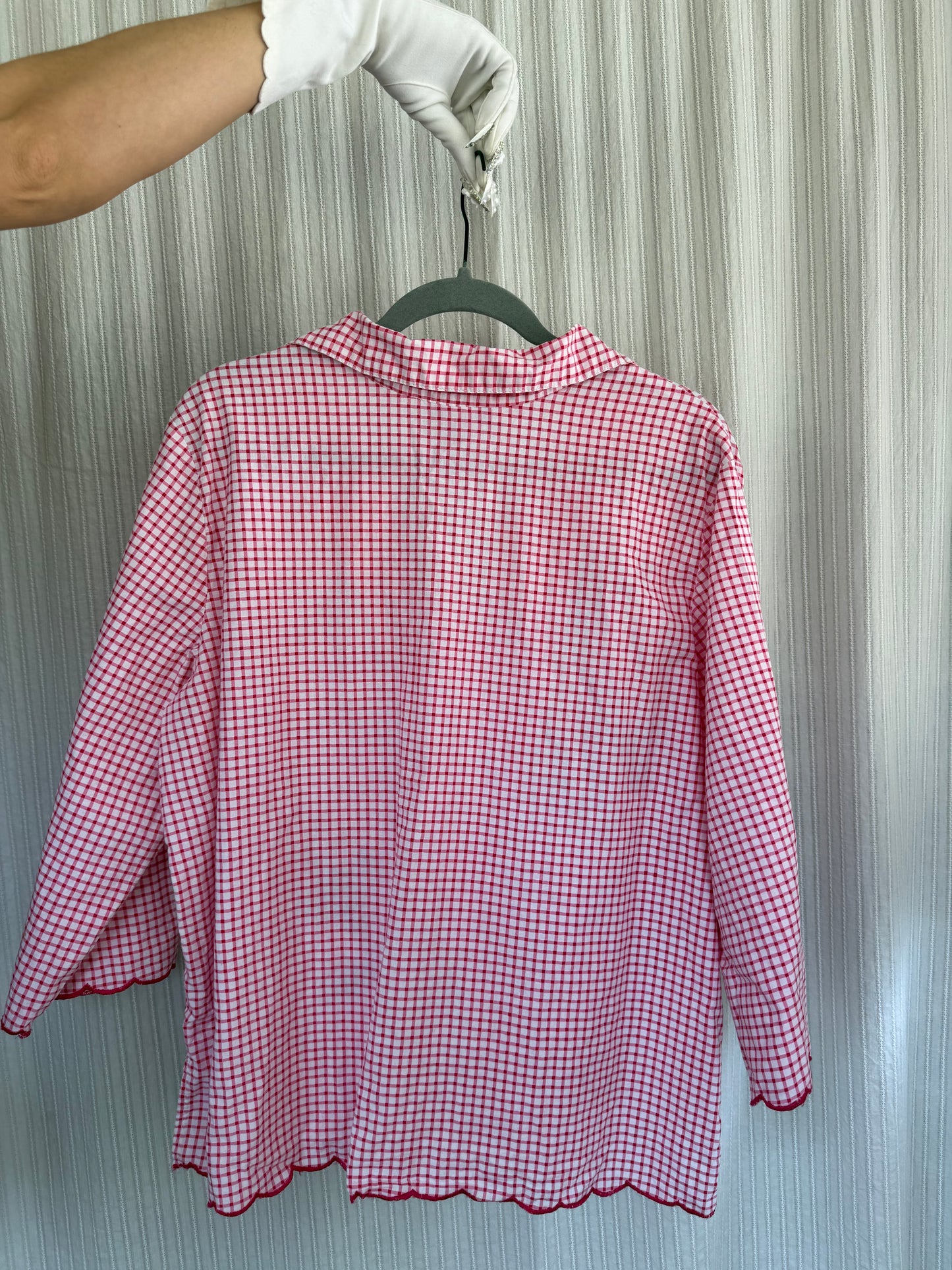 A Rosy Ménage à trois