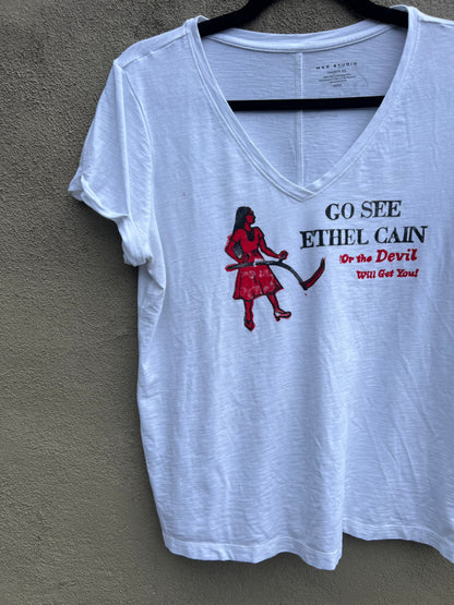 Go See Ethel Cain or the Devil Will Get You - White V-Neck Tshirt