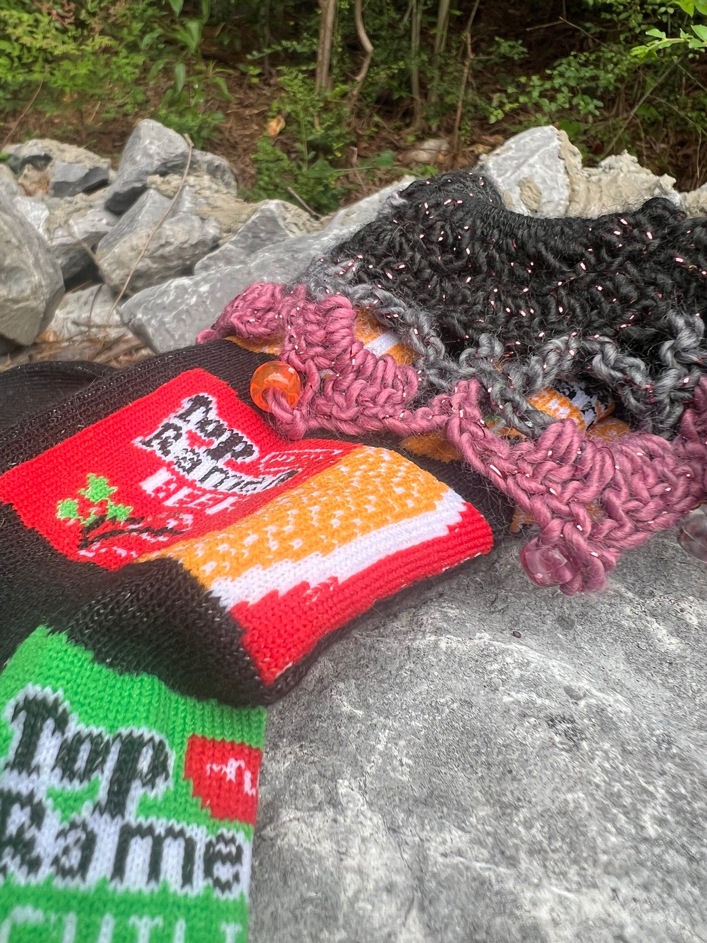 Send me Noods Socks