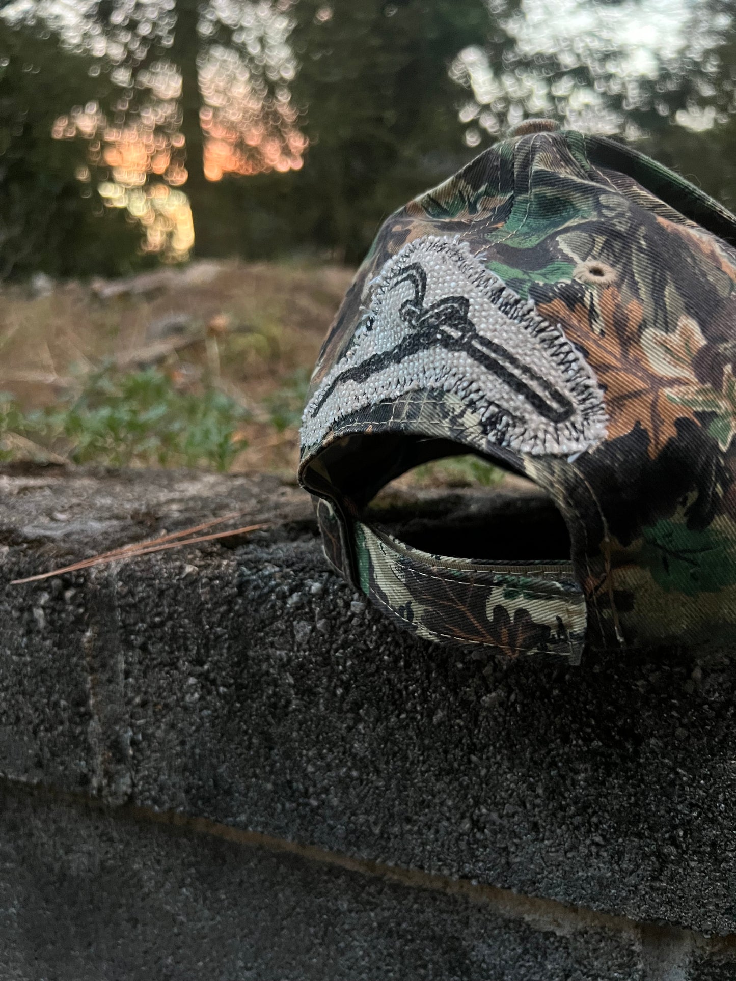 hookr merch - camo hat