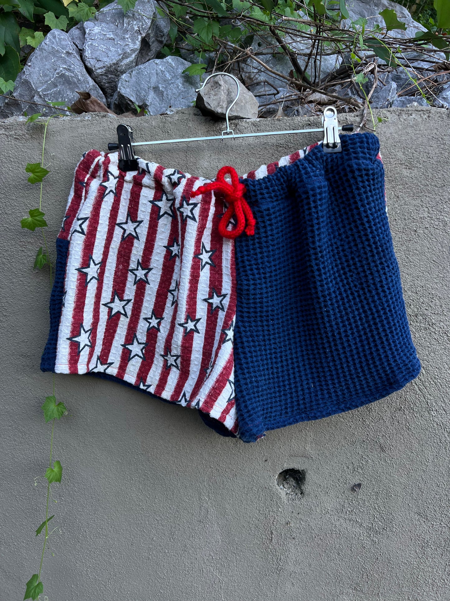 Creek Shorts - Stars & Stripes