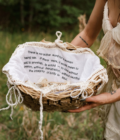 Held - Bird’s Nest Basket