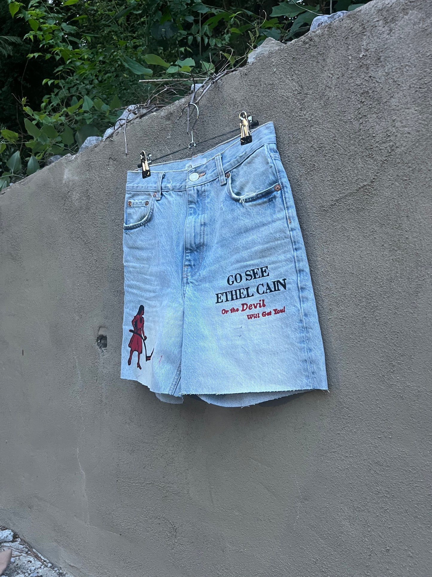 Go See Ethel Cain or the Devil Will Get You - Zara Jorts