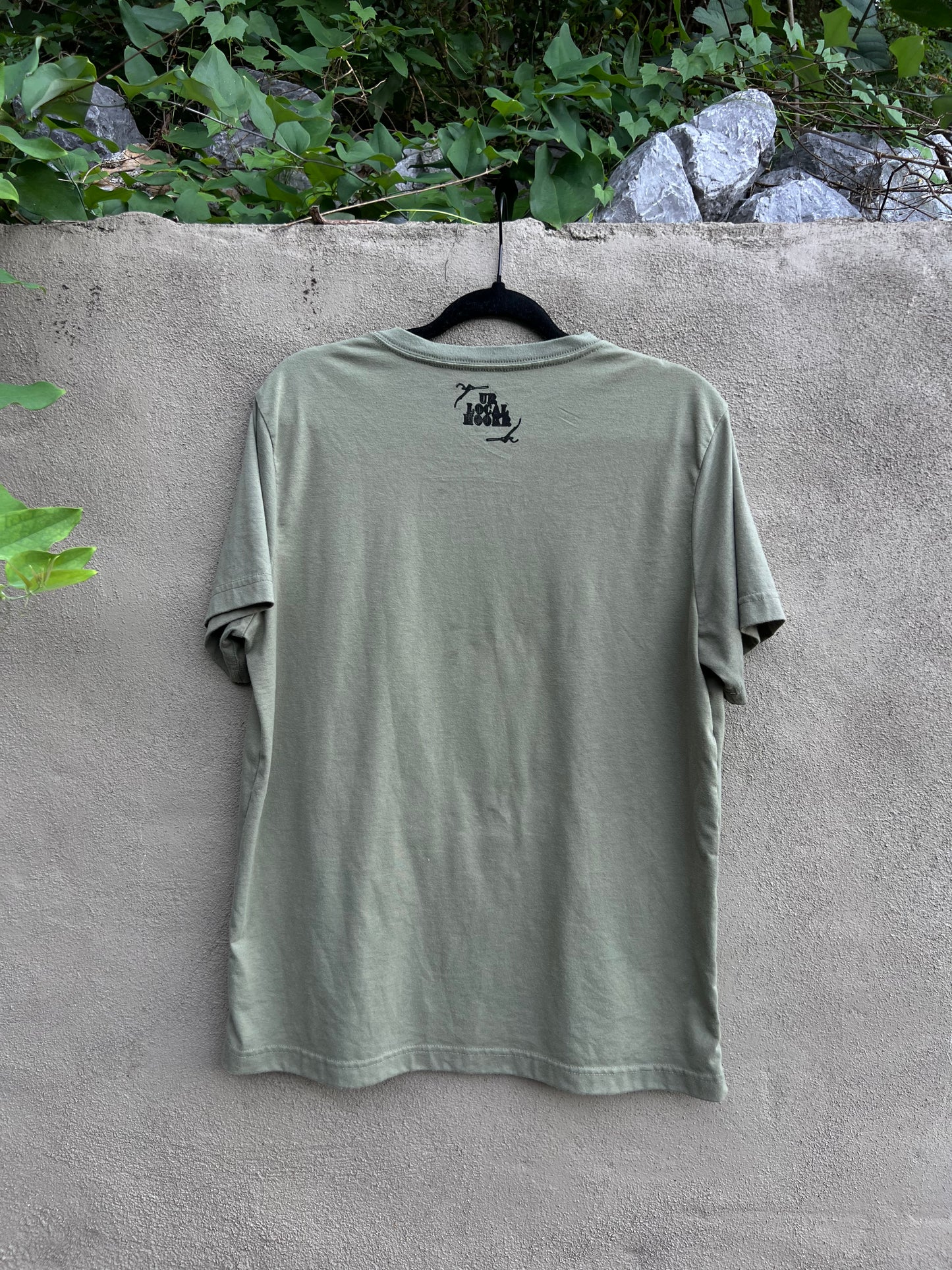 Dog Teeth - Green Tshirt