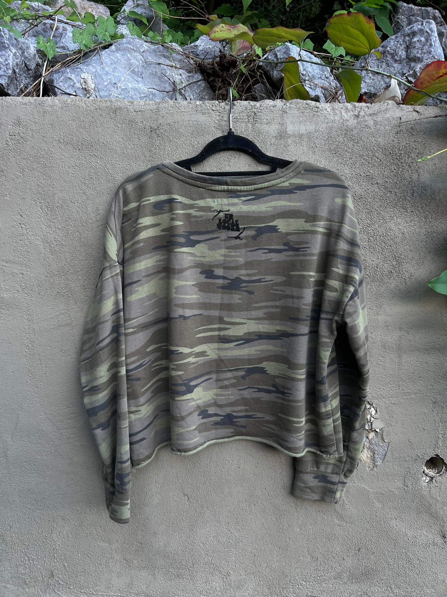 Dog Teeth - Camo Pullover