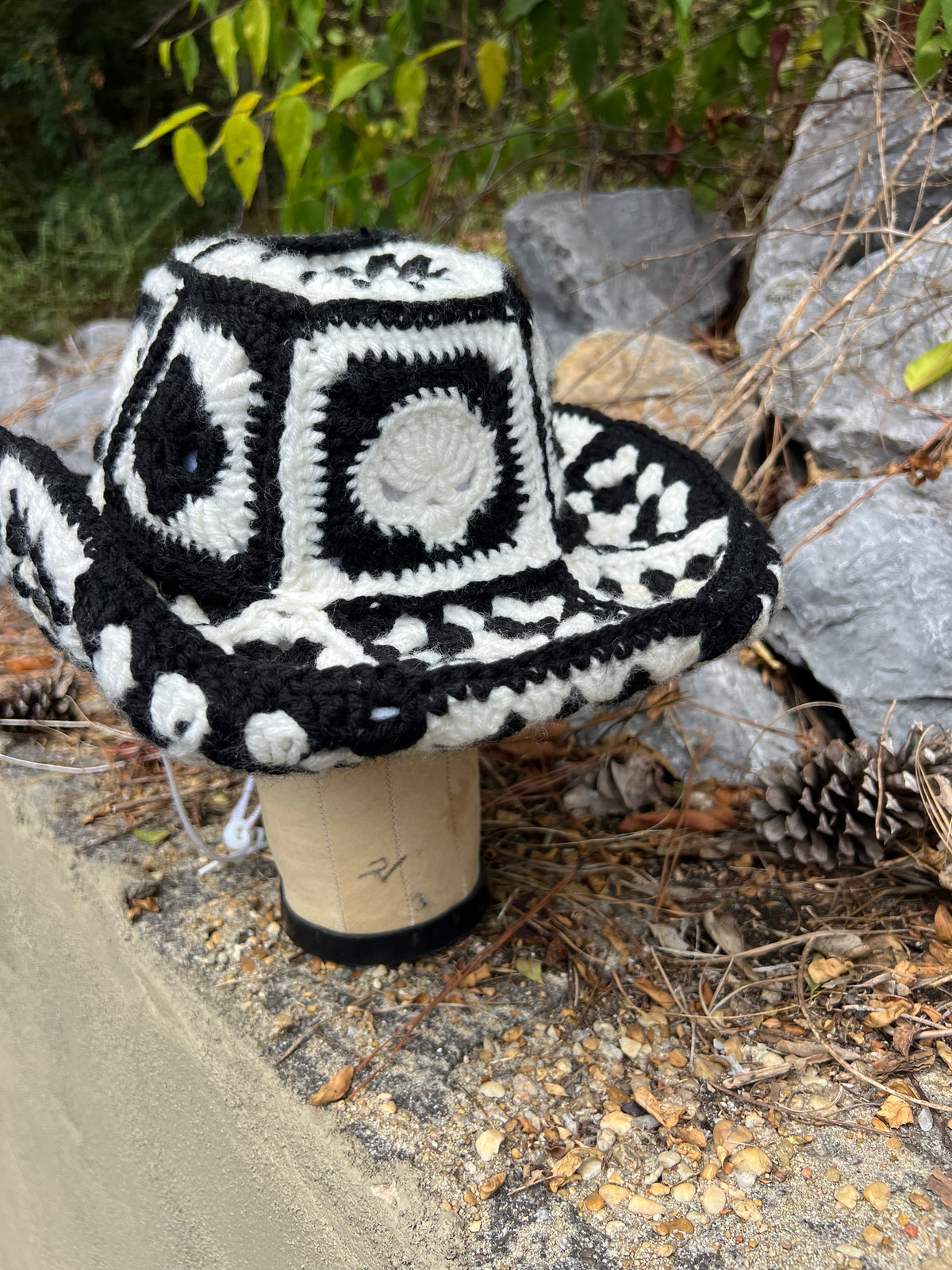 Crochet Cowboy Hat - Black & White