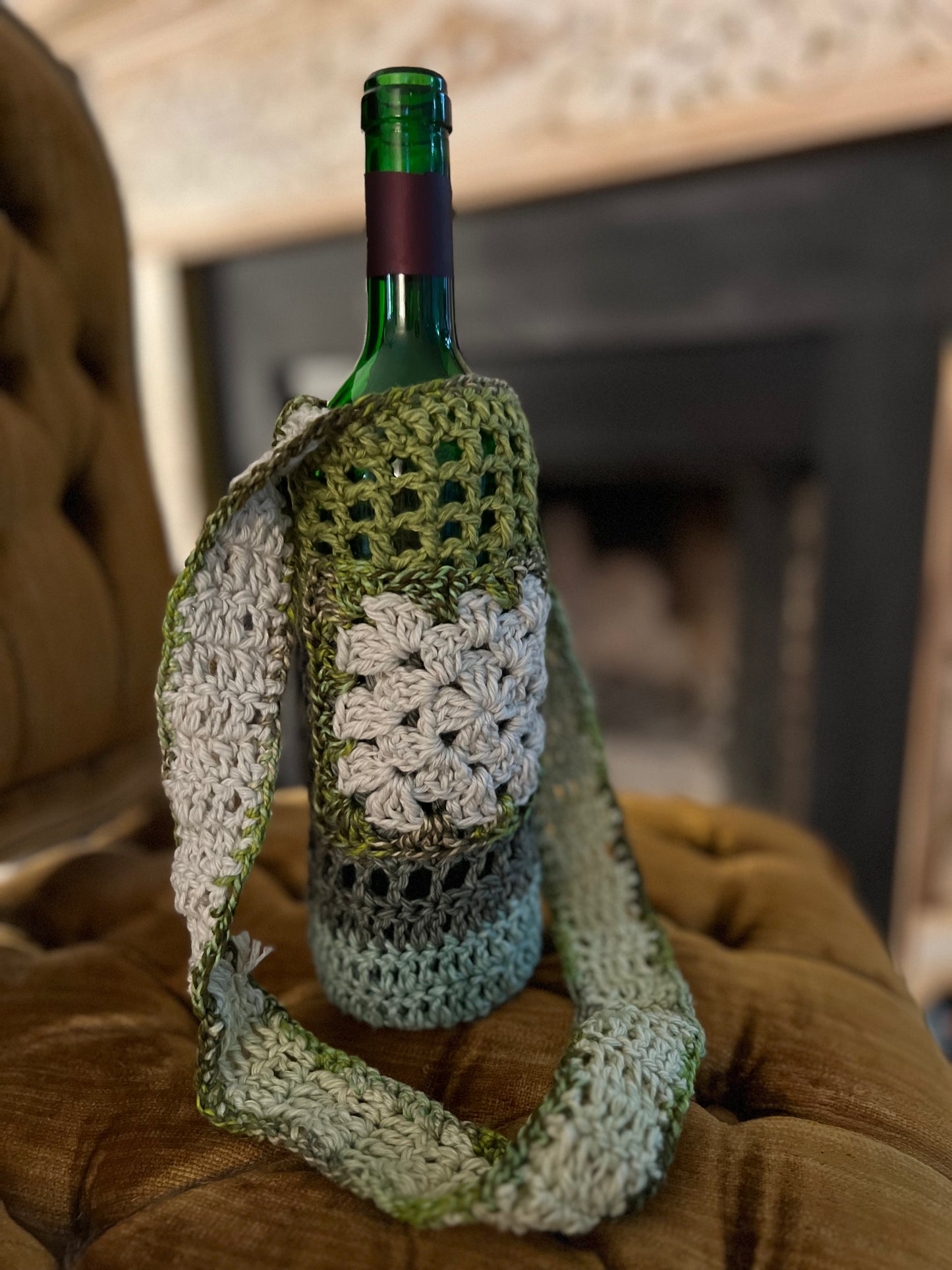 Water or Wine Bottle Purse - Green & White