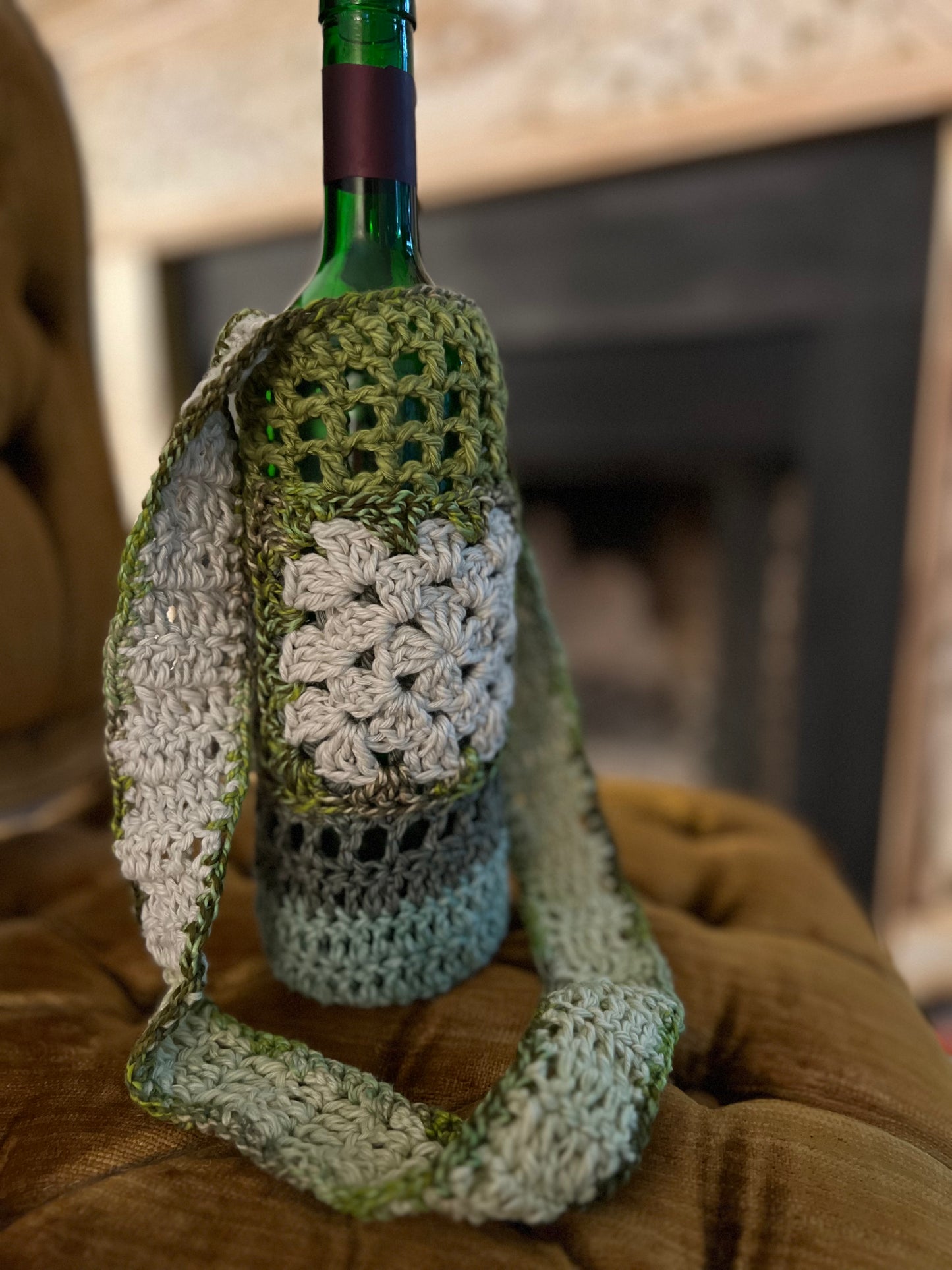 Water or Wine Bottle Purse - Green & White