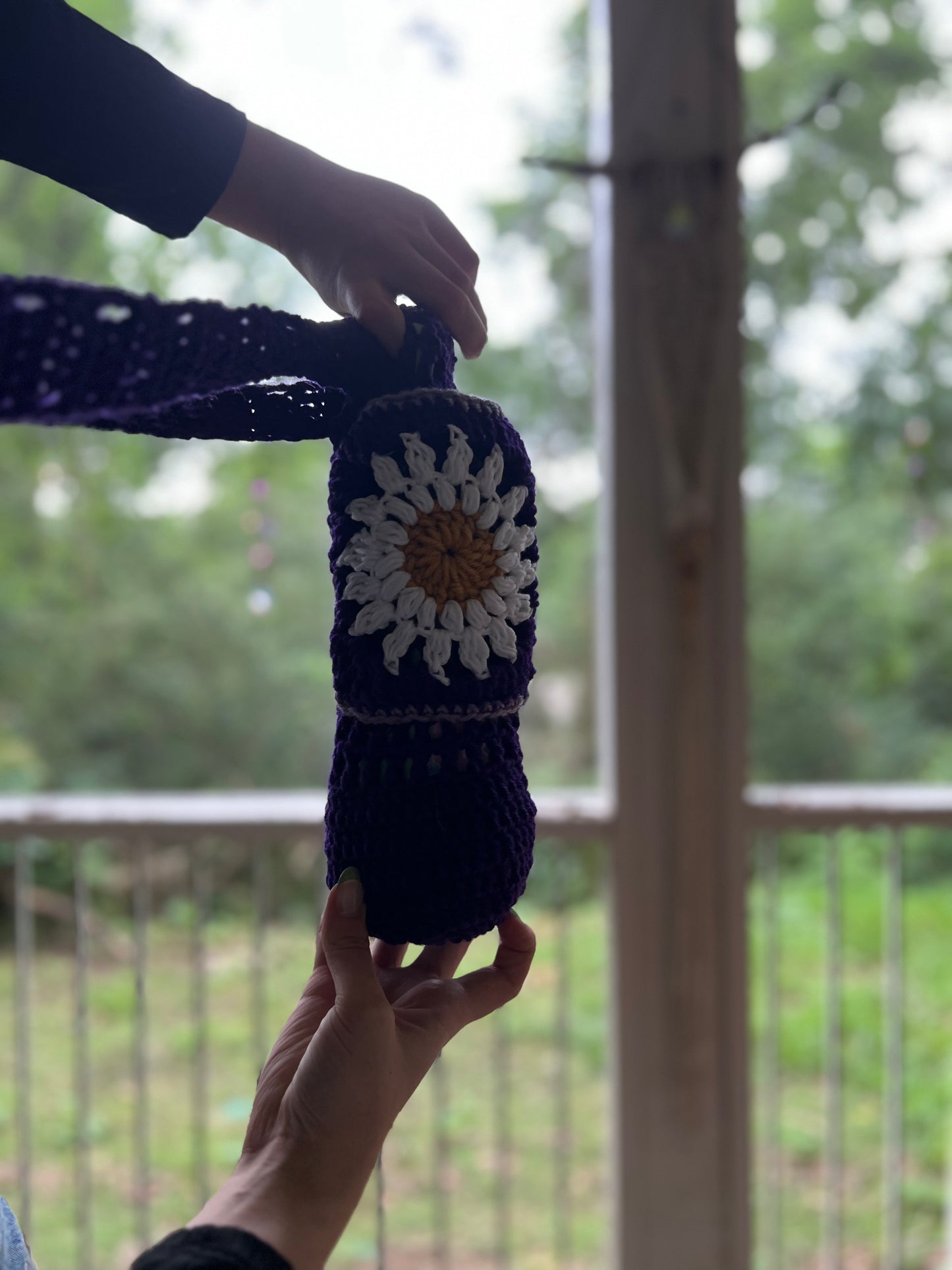Water or Wine Bottle Purse - Purple Daisy