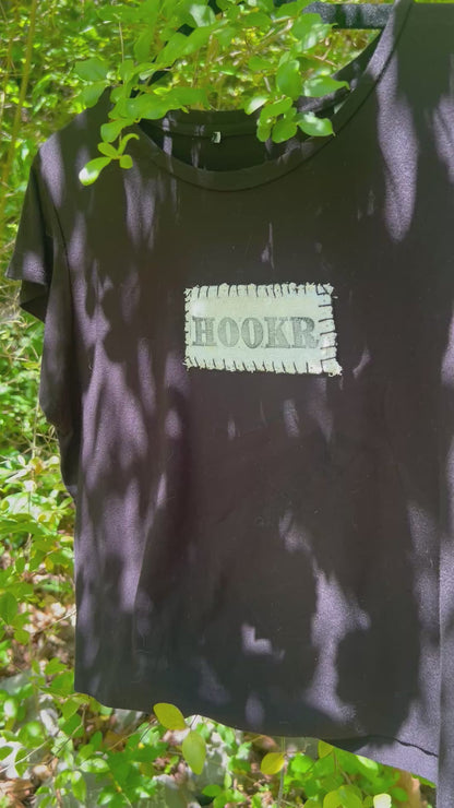 hookr merch - black tshirt