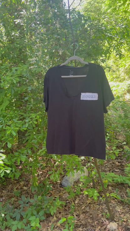 hookr merch - black v neck